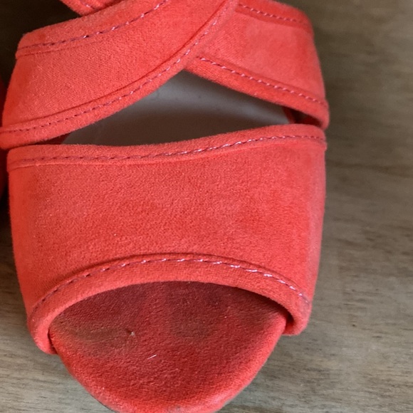 Qupid Heels! Size 6.5! - Picture 7 of 7